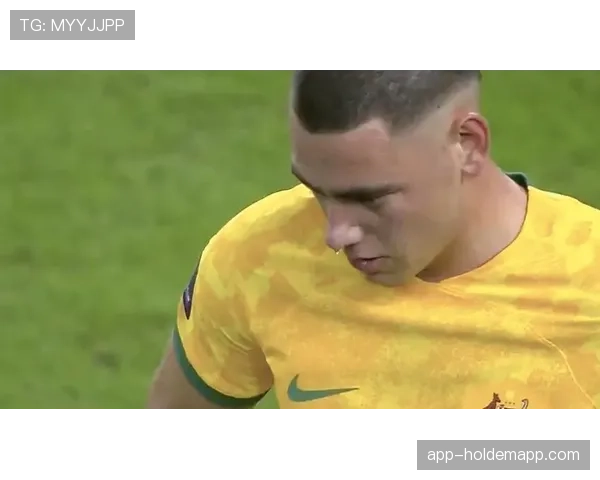 特写通讯：终场哨响，提前降级的梅斯队长跪地久久不起